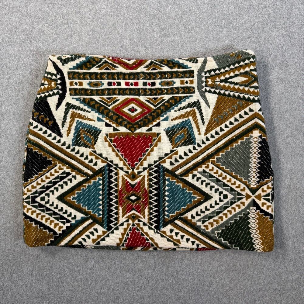 MNG Casual Mini Skirt Women's Size 2 Aztec Geometric Woven